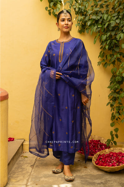 Chanderi Silk Hand Embroidery Kurta Set in Dazzling Blue