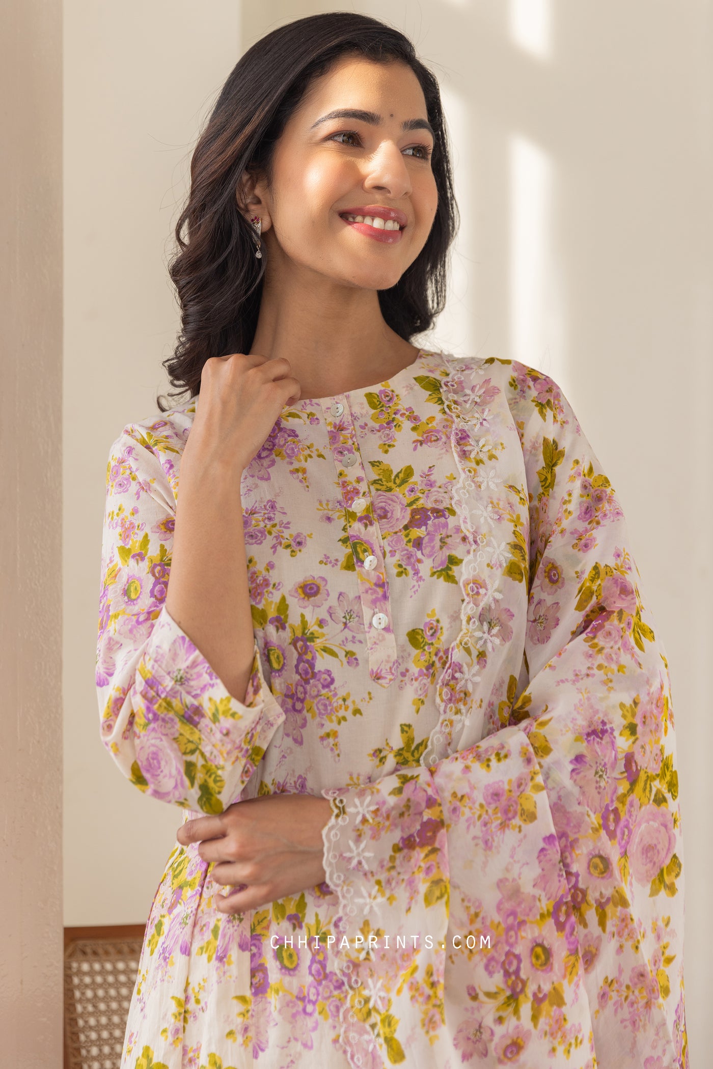 COTTON CHINTZ FLORAL PRINT KURTA SET IN SHADES OF PURPLE