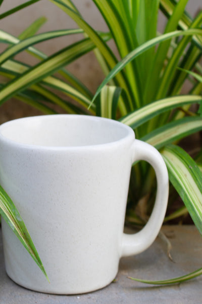 CERAMIC STONEWARE COFFEE MUG IN MILKY WHITE