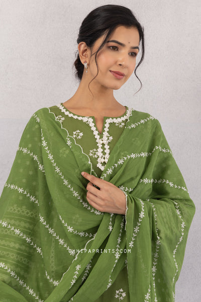 COTTON Buti Embroidery KURTA SUIT SET IN MEHANDI GREEN