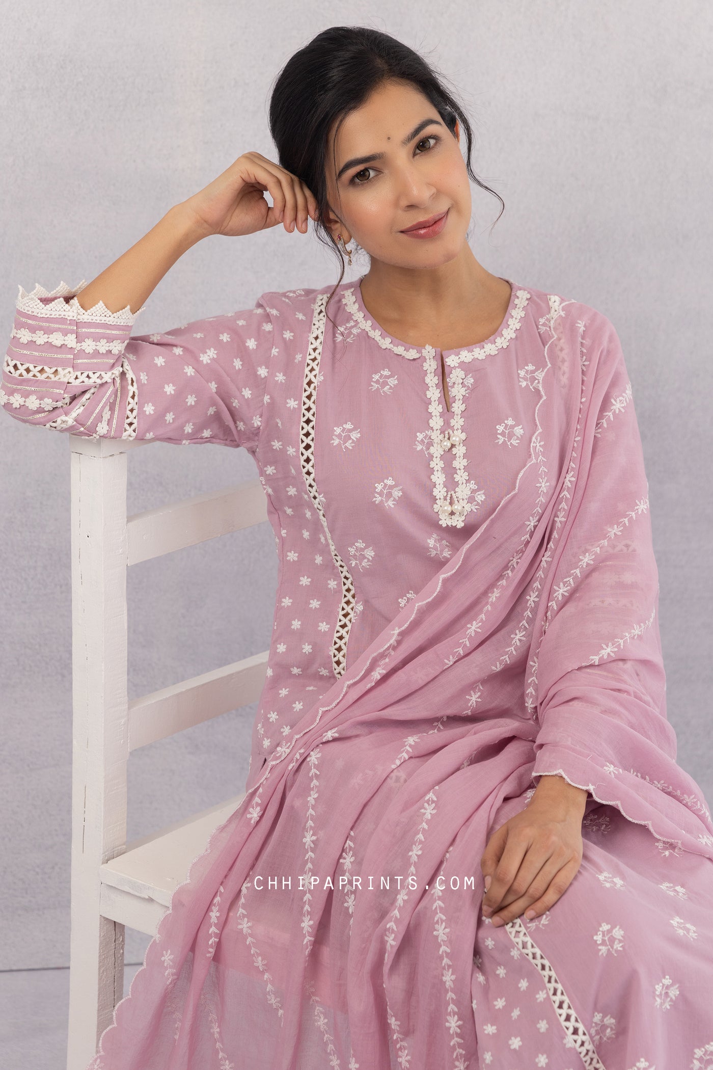 COTTON Buti Embroidery KURTA SUIT SET IN Mulberry Purple