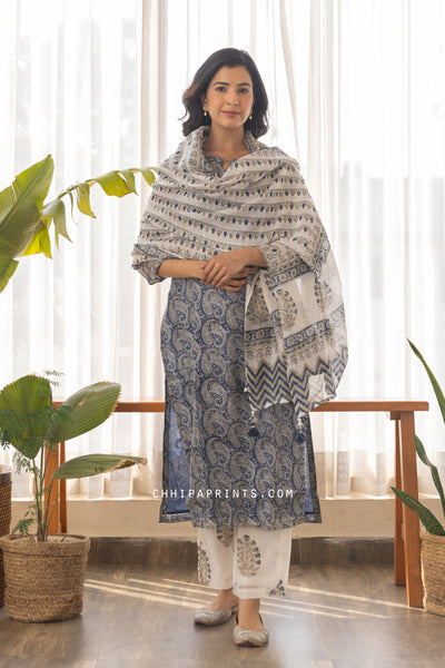 Chanderi Silk Paisley Block Print Kurta Set in Navy Blue