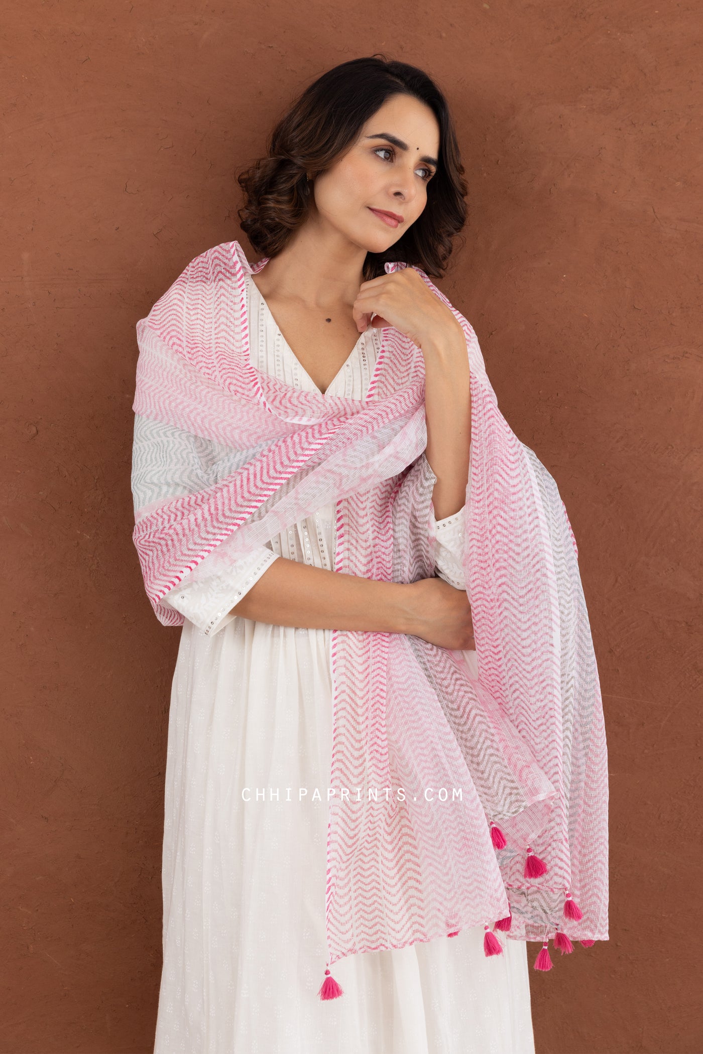 Cotton Hand Block Khari Print Kurta Set in Ivory with Pink Lehariya Dupatta