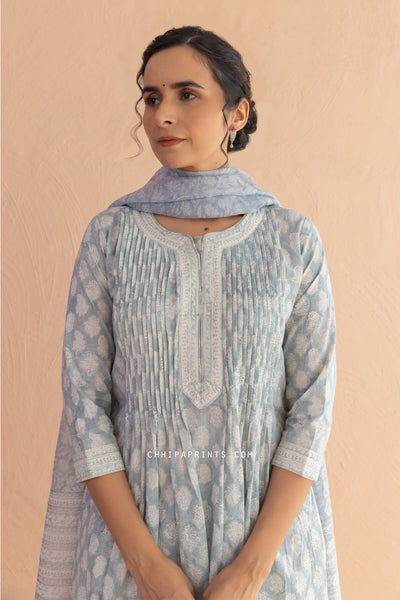 Cotton Block Print Shell Tuck Buti Kurta Set in Aqua Grey