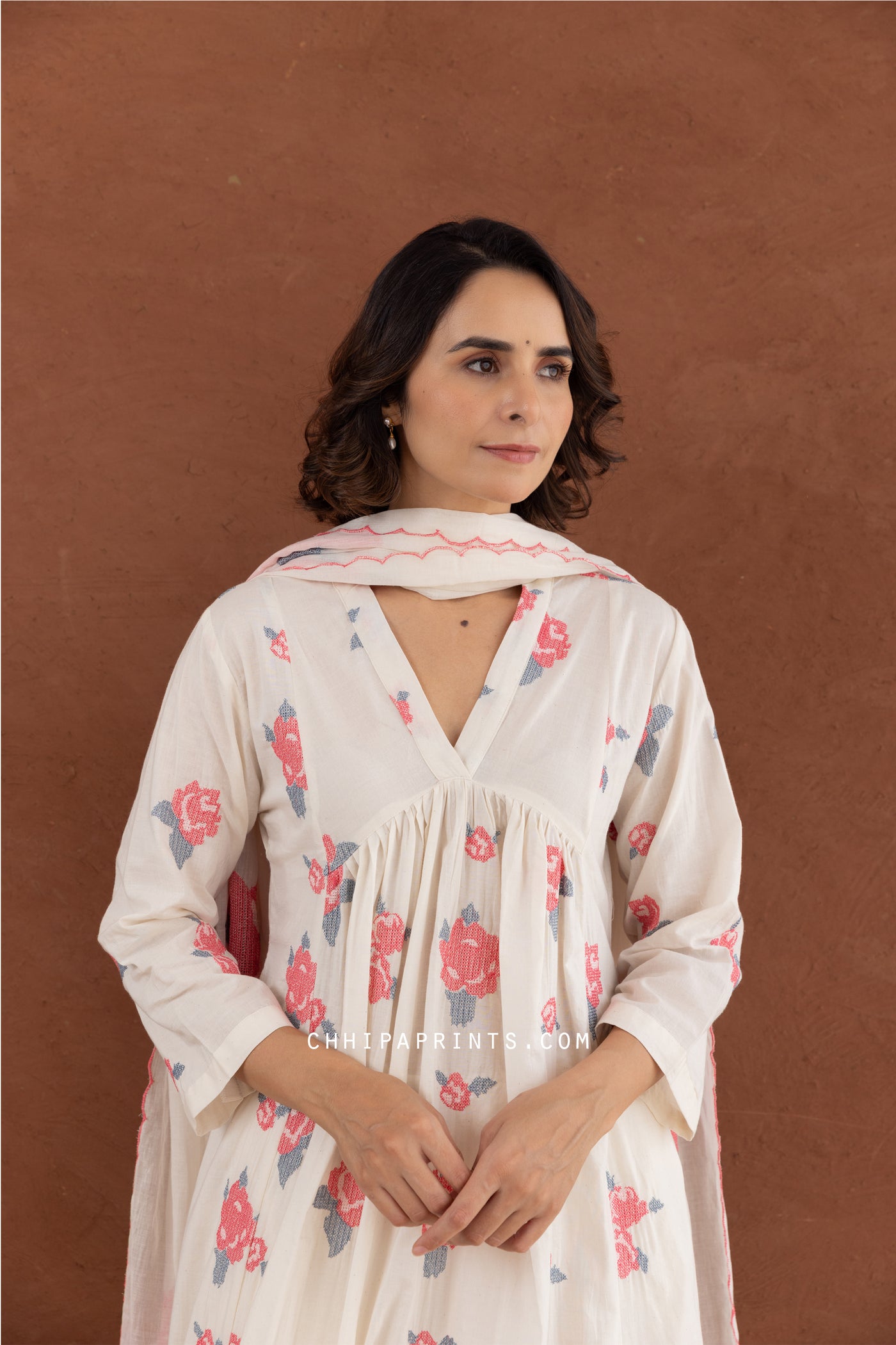 Cotton Rose Flower Embroidery Kurta Set in Shades of Ivory & Pink