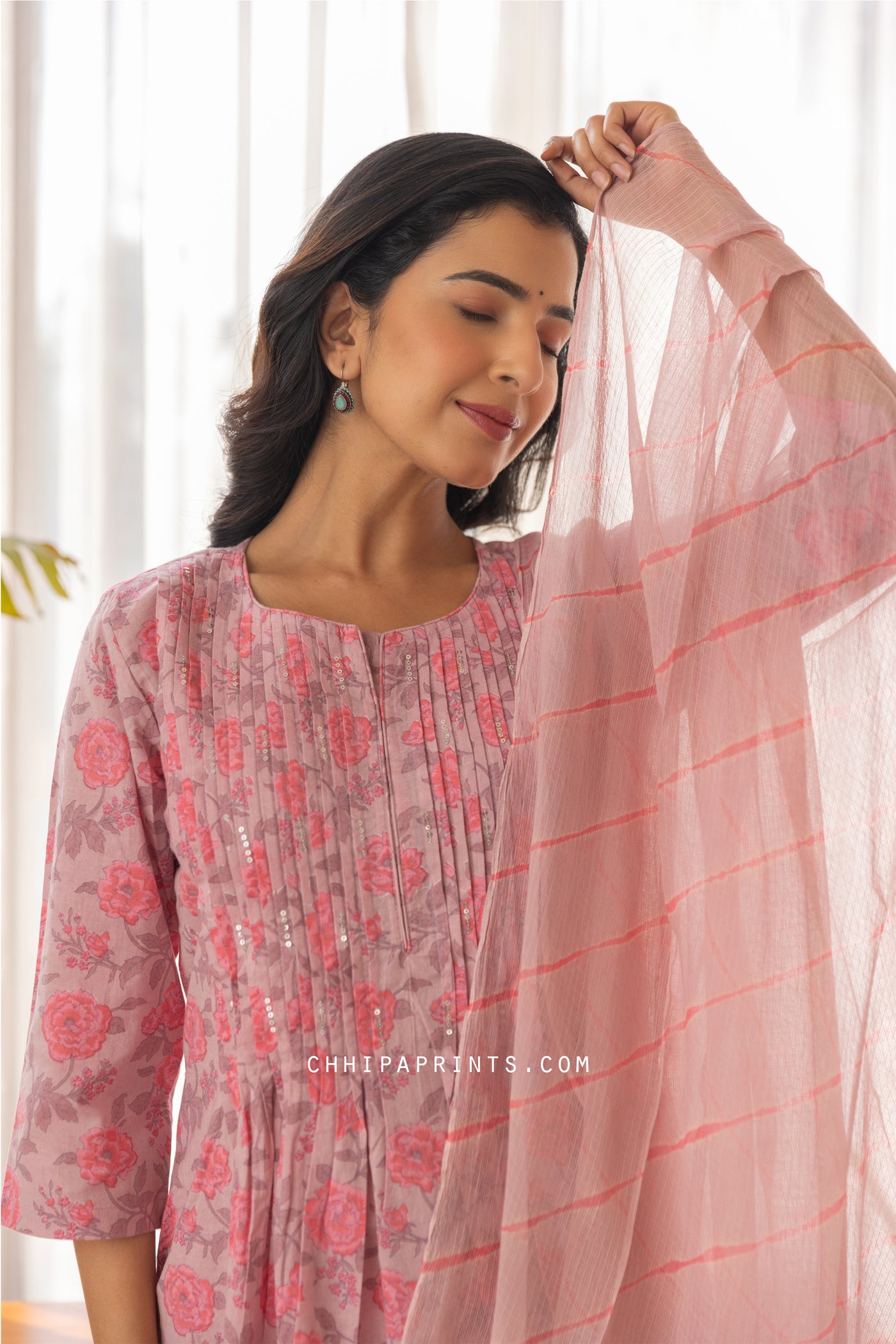 Cotton Lotus Jaal Shell Tuck Kurta Set in Shades of Pale Mauve & Pink