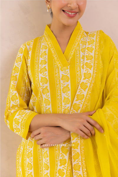 Cotton Floral Border Print Kurta Set in Sulphur Yellow