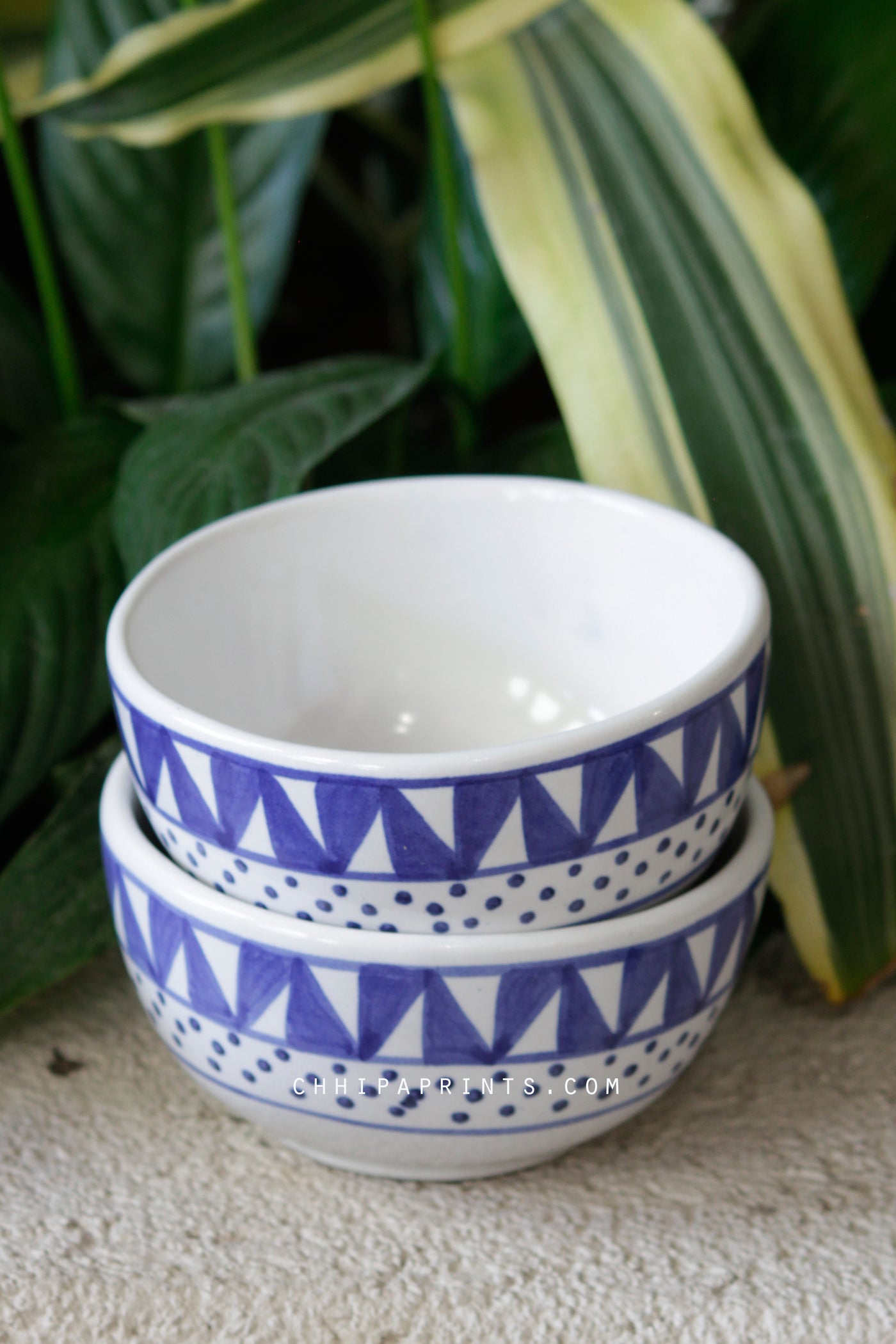 CERAMIC STONEWARE DOTS AND STRIPES SOUP BOWL IN BLUE