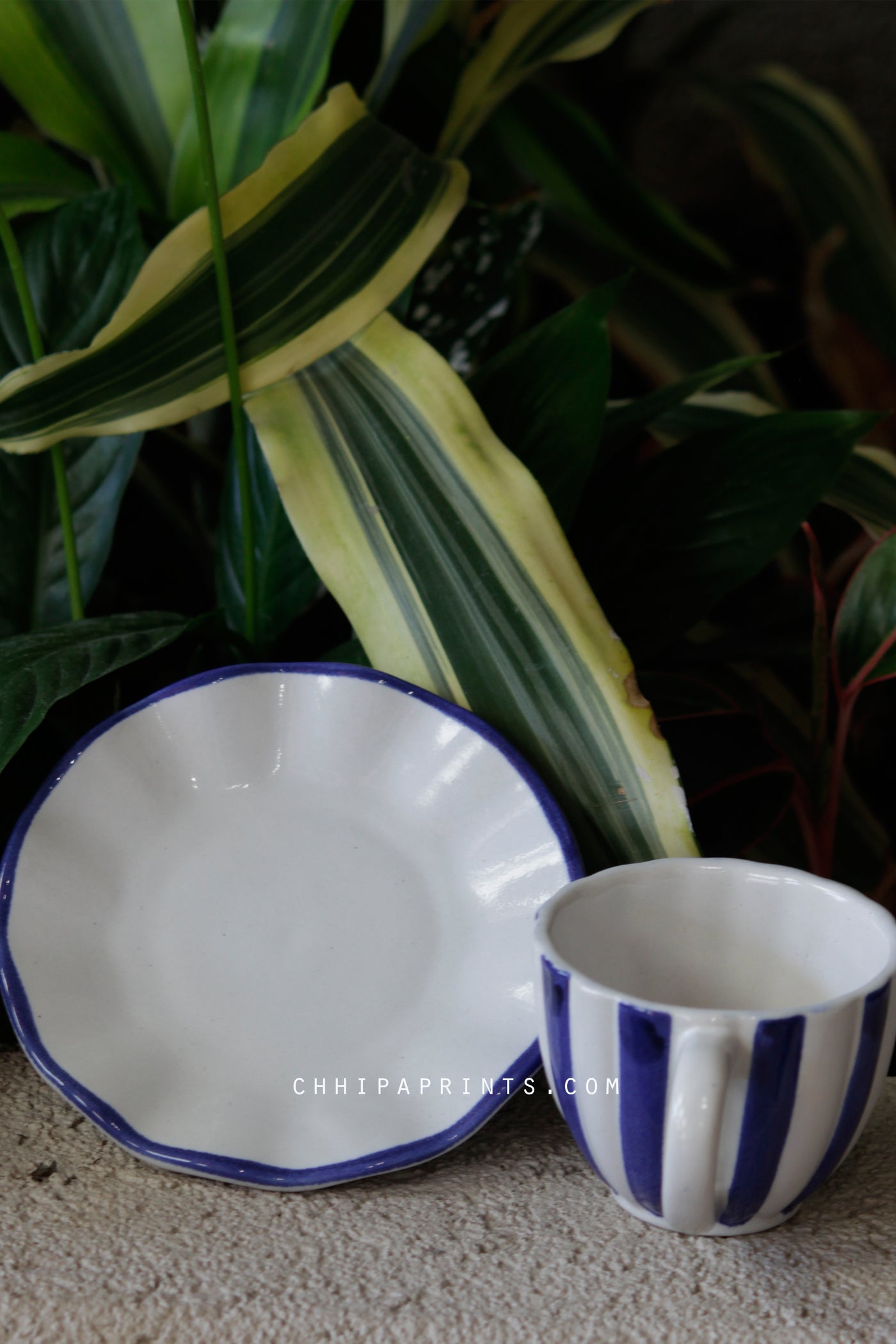 CERAMIC STONEWARE STRIPES TEA CUP & SAUCER PLATE IN BLUE (SET OF 4)