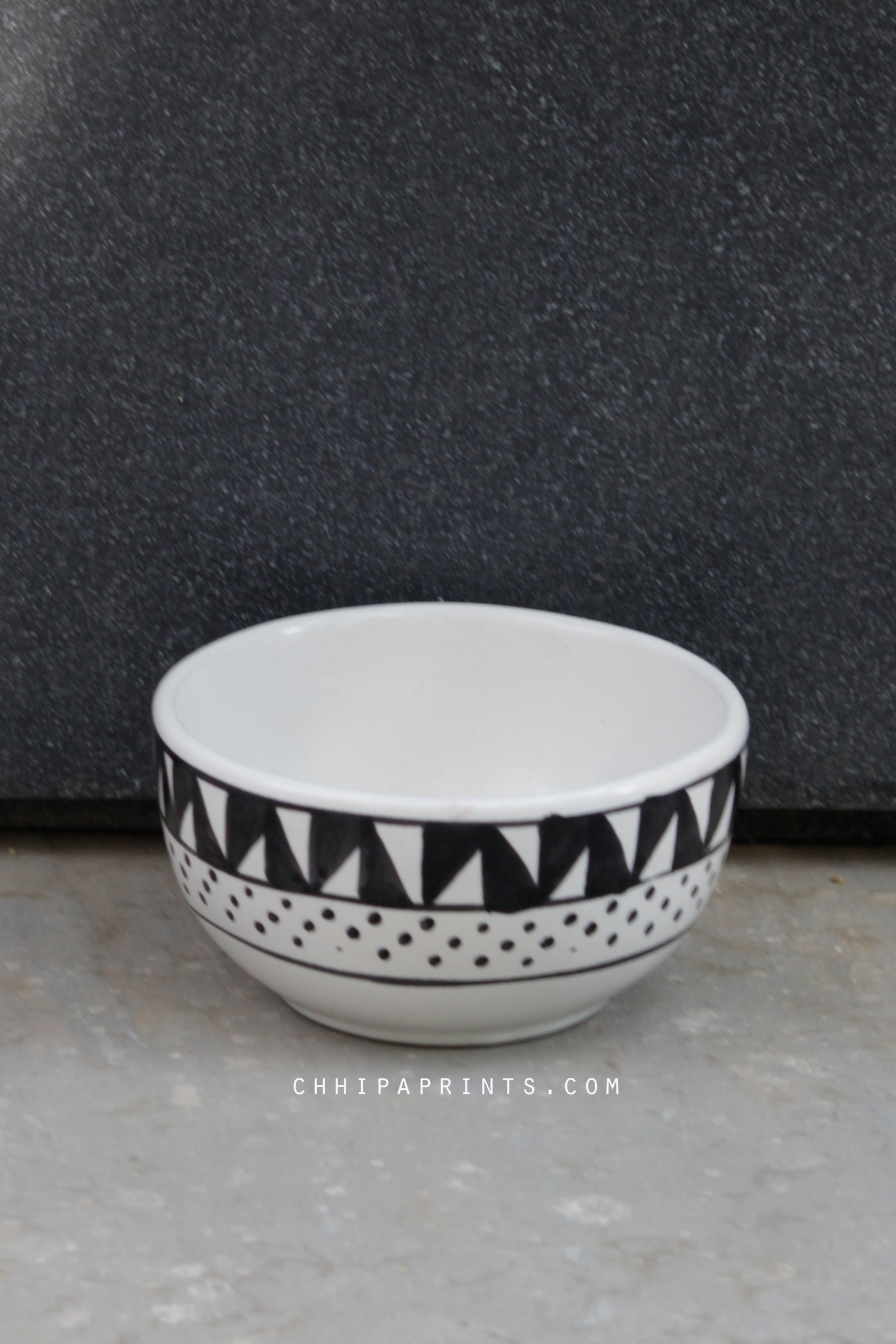 CERAMIC STONEWARE DOTS AND STRIPES SOUP BOWL IN BLACK