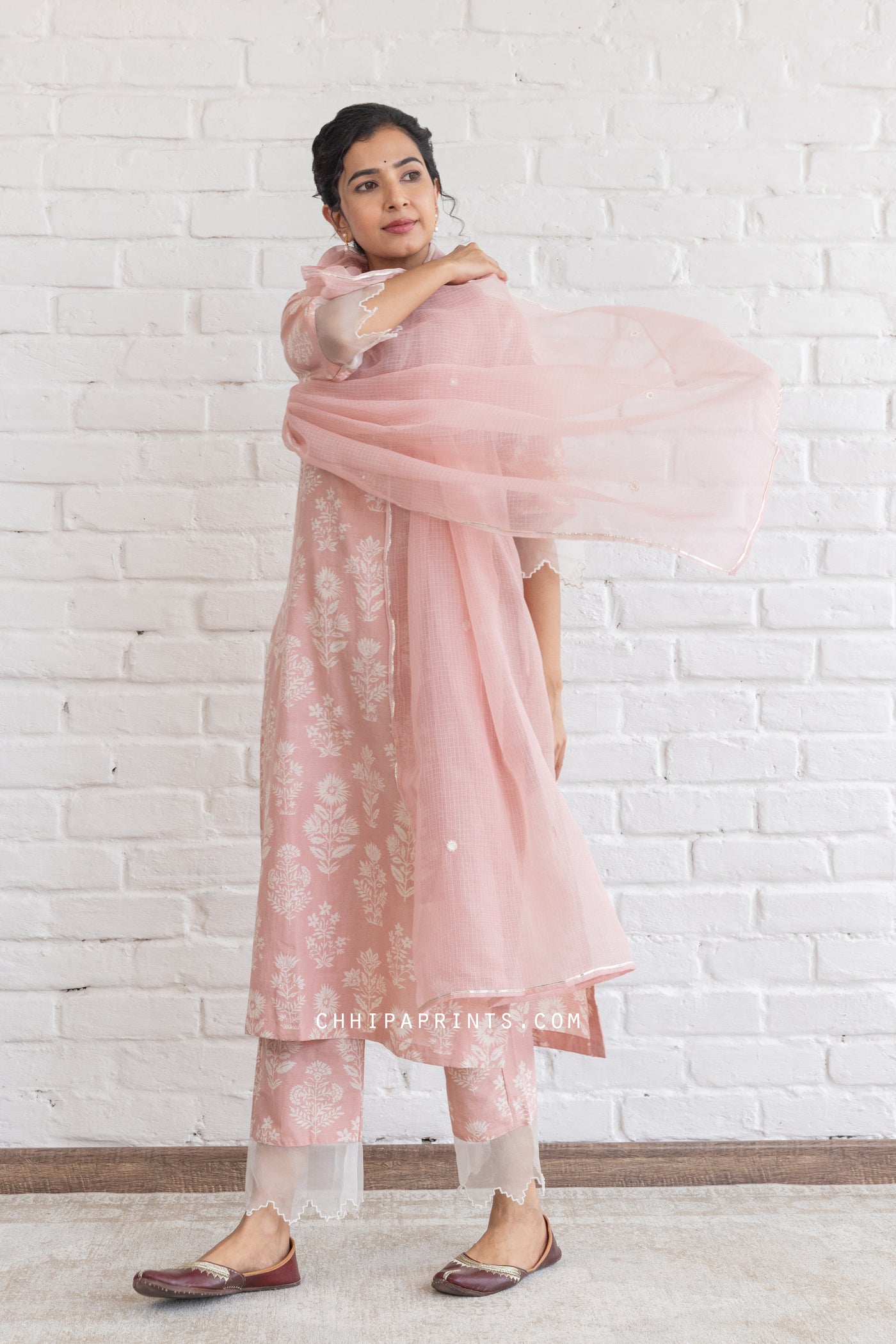 Cotton Mughal Buta Print Kurta Set in Cameo Rose