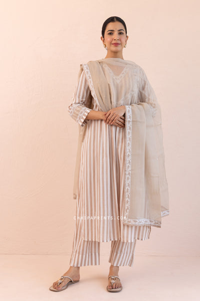 Cotton Stripes Print Front Gather Kurta Set in Oyster Grey