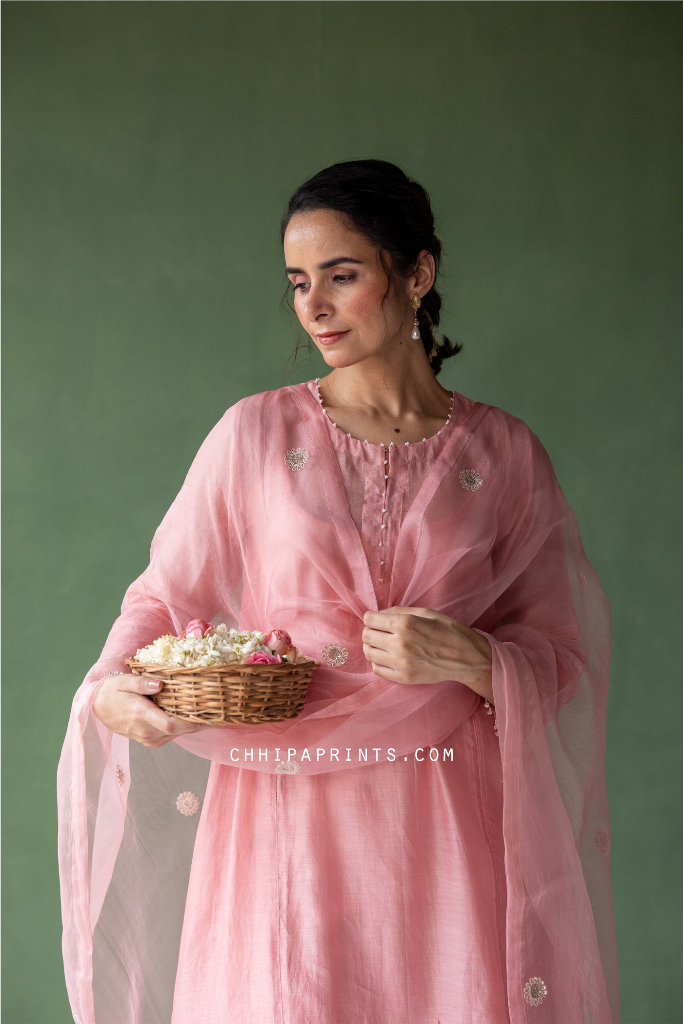 Chanderi SIlk Hand Embroidered Kurta Set in Baby Pink