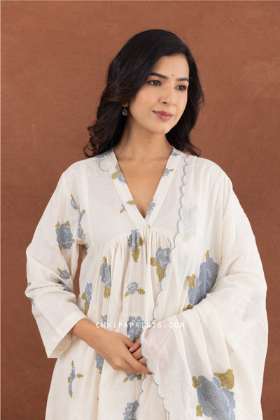 Cotton Rose Flower Embroidery Kurta Set in Shades of Ivory & Grey