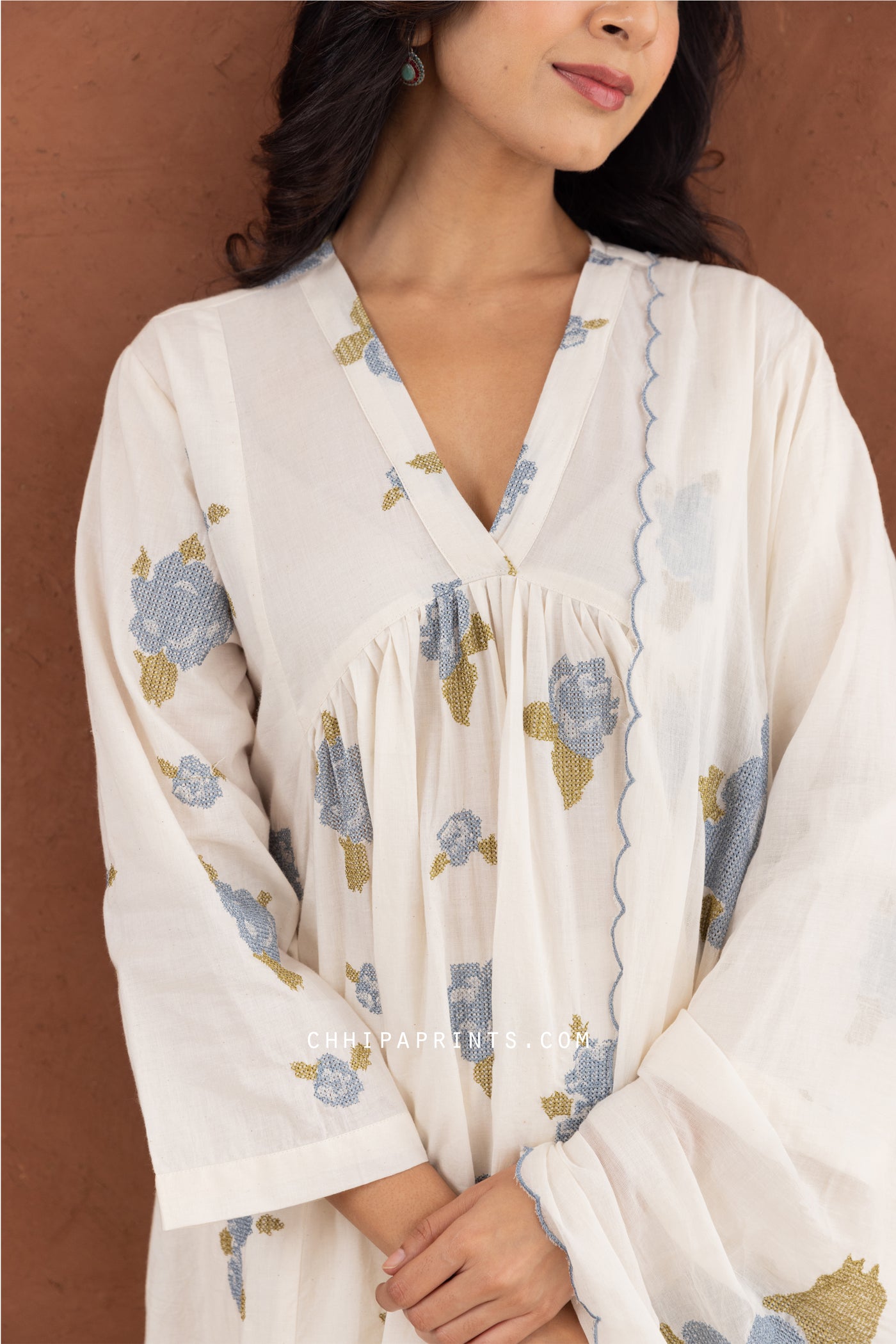 Cotton Rose Flower Embroidery Kurta Set in Shades of Ivory & Grey