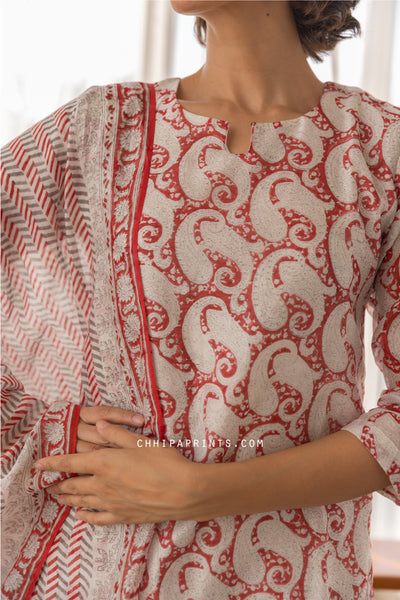 Chanderi Silk Paisley Block Print Kurta Set in Red