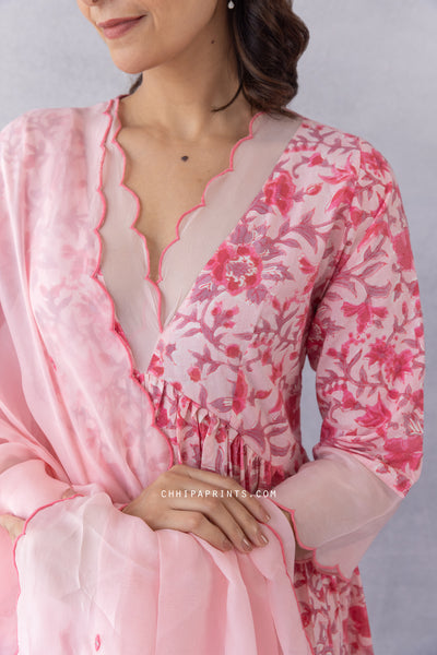 Cotton Block Print Gud Jaal Kurta Set in Baby Pink