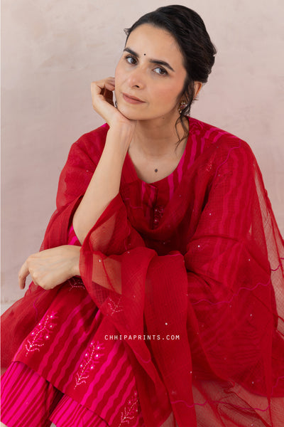 Cotton Buta Stripe Panel Print Kuta Set in Shades of Pink & Red