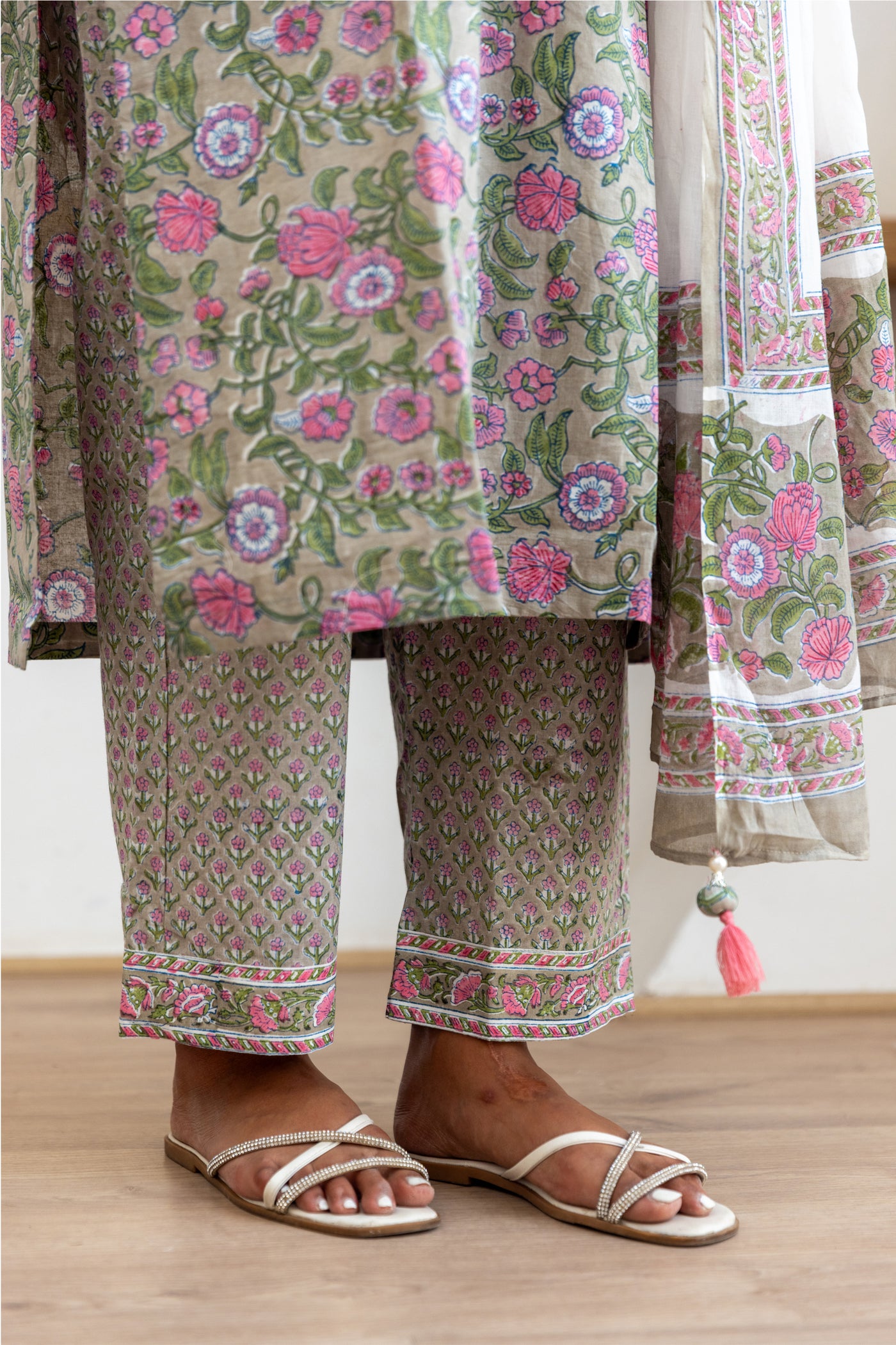 Cotton Block Print Mughal Jaal Suit Set in Shades of Oyster Mushroom and Pink