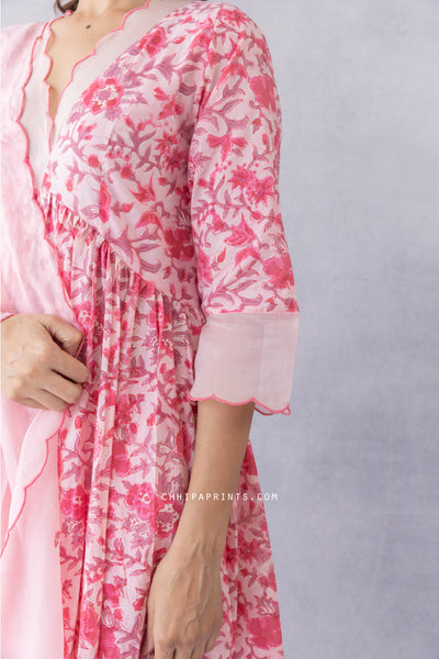 Cotton Block Print Gud Jaal Kurta Set in Baby Pink