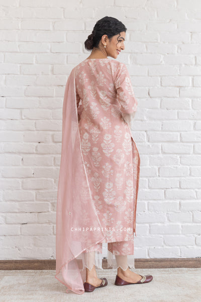 Cotton Mughal Buta Print Kurta Set in Cameo Rose