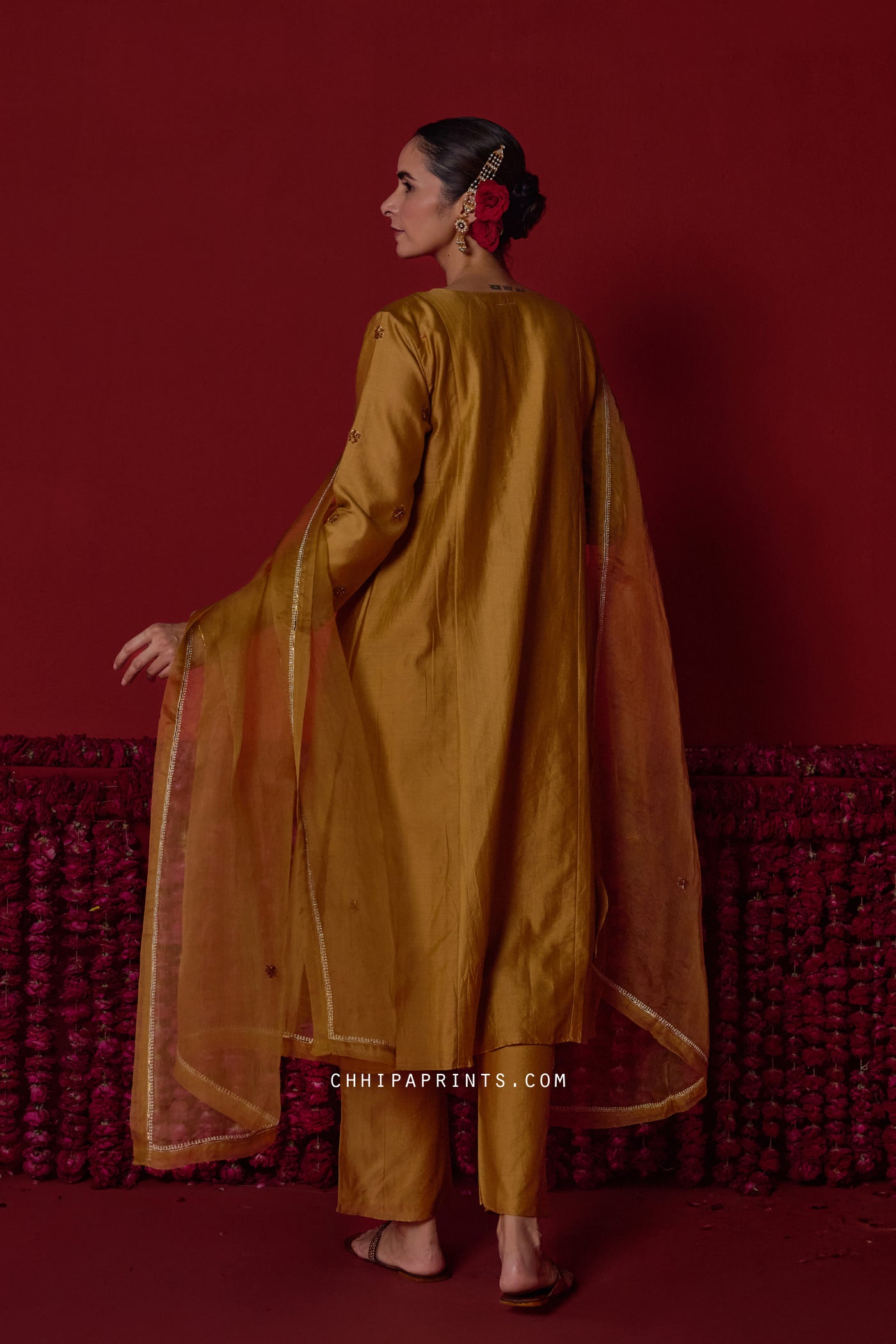 Chanderi Silk Paisley Embroidered Yoke Kurta Set in Bronze Mist