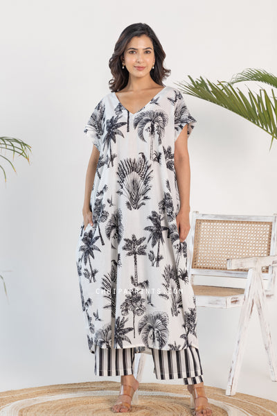 Cotton Palm Print Kaftan In Shade of Black And White