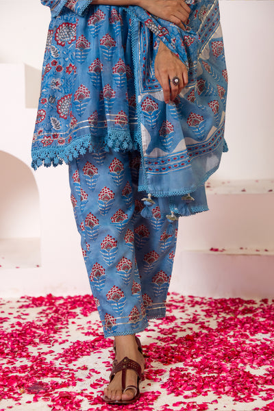 Chanderi Silk Block Print Mughal Buti Kurta Set in Classic Blue