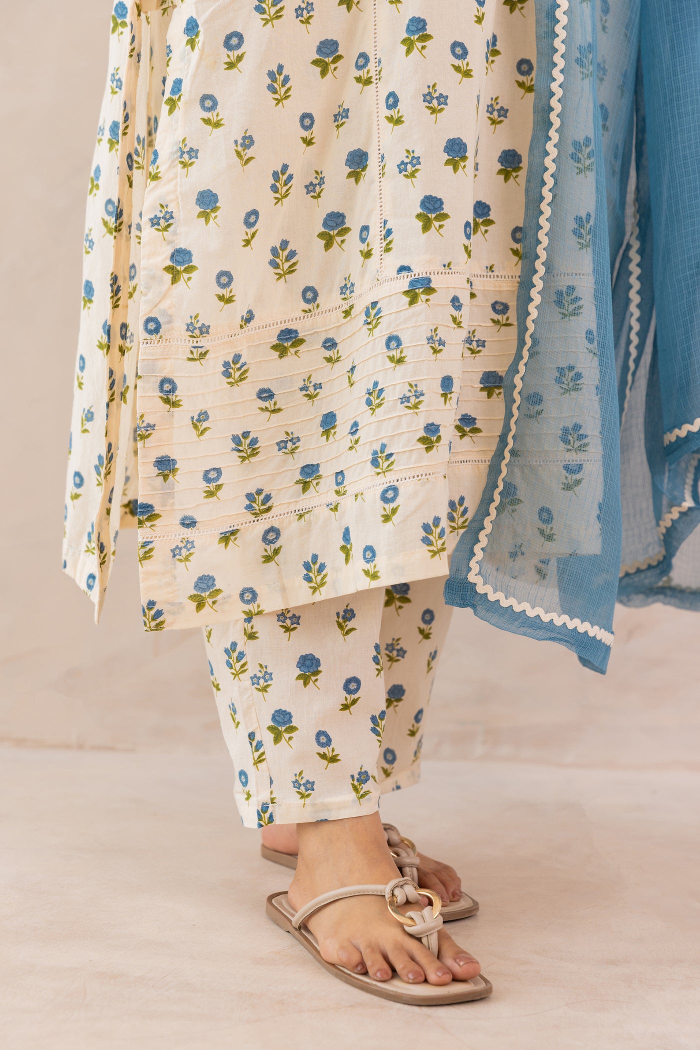 Cotton Mahin Buti Print Kurta Set in Shades of Ivory & Blue