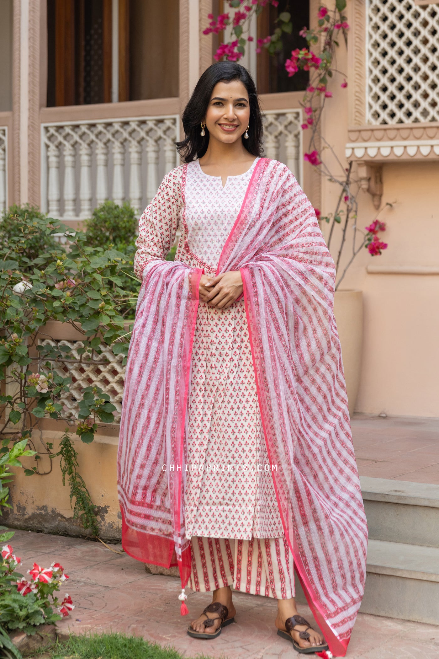 Cotton Block Print Mahin Buti Kurta Set in Shades of Pink