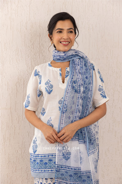 Cotton Block Print Mughal Buta Short Kurta Suit Set in Shades of Blue