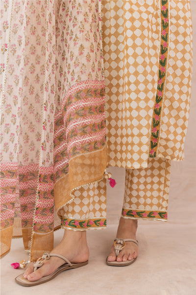 Cotton Block Print Checks Front Gather Kurta Set in Beige
