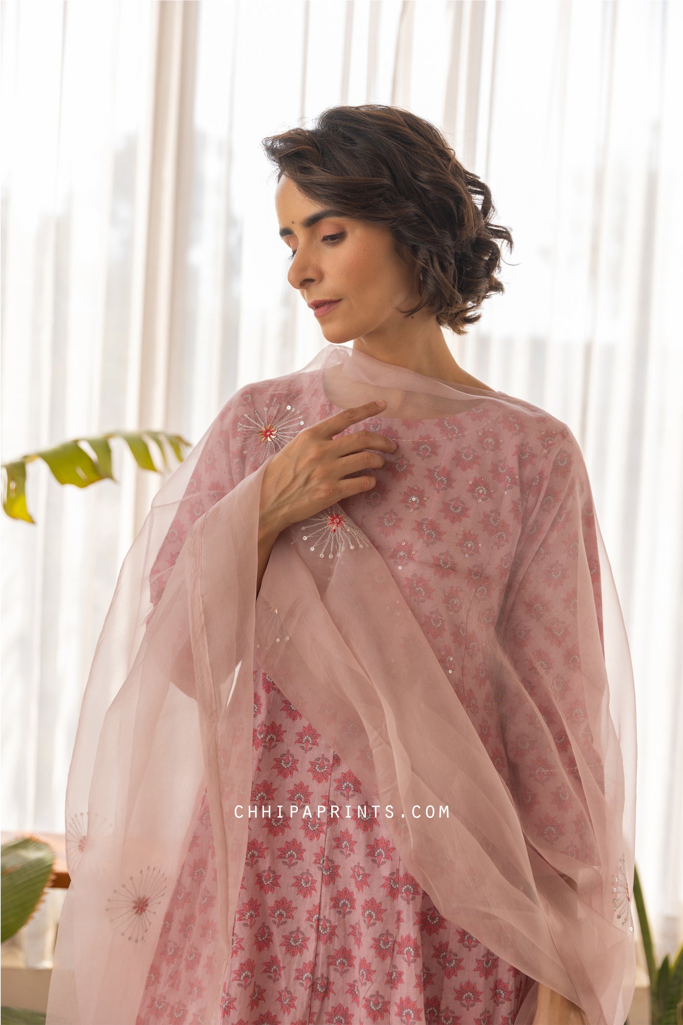 Cotton Star Buti A Line Kalidar Kurta Set in Shades of Mauve & Pink