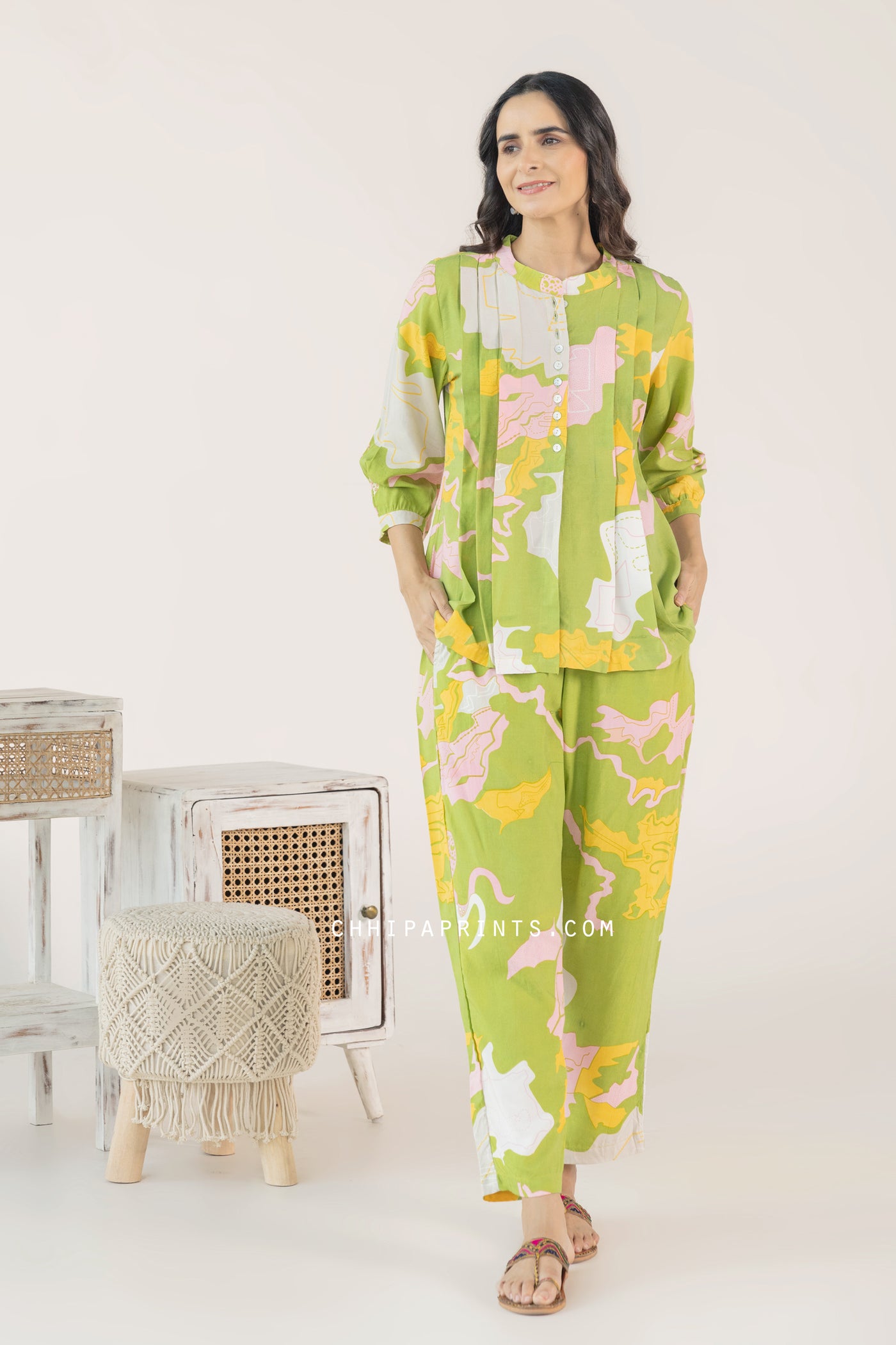Cotton Abstract Print Tucks Co Ord Set In Lime Green
