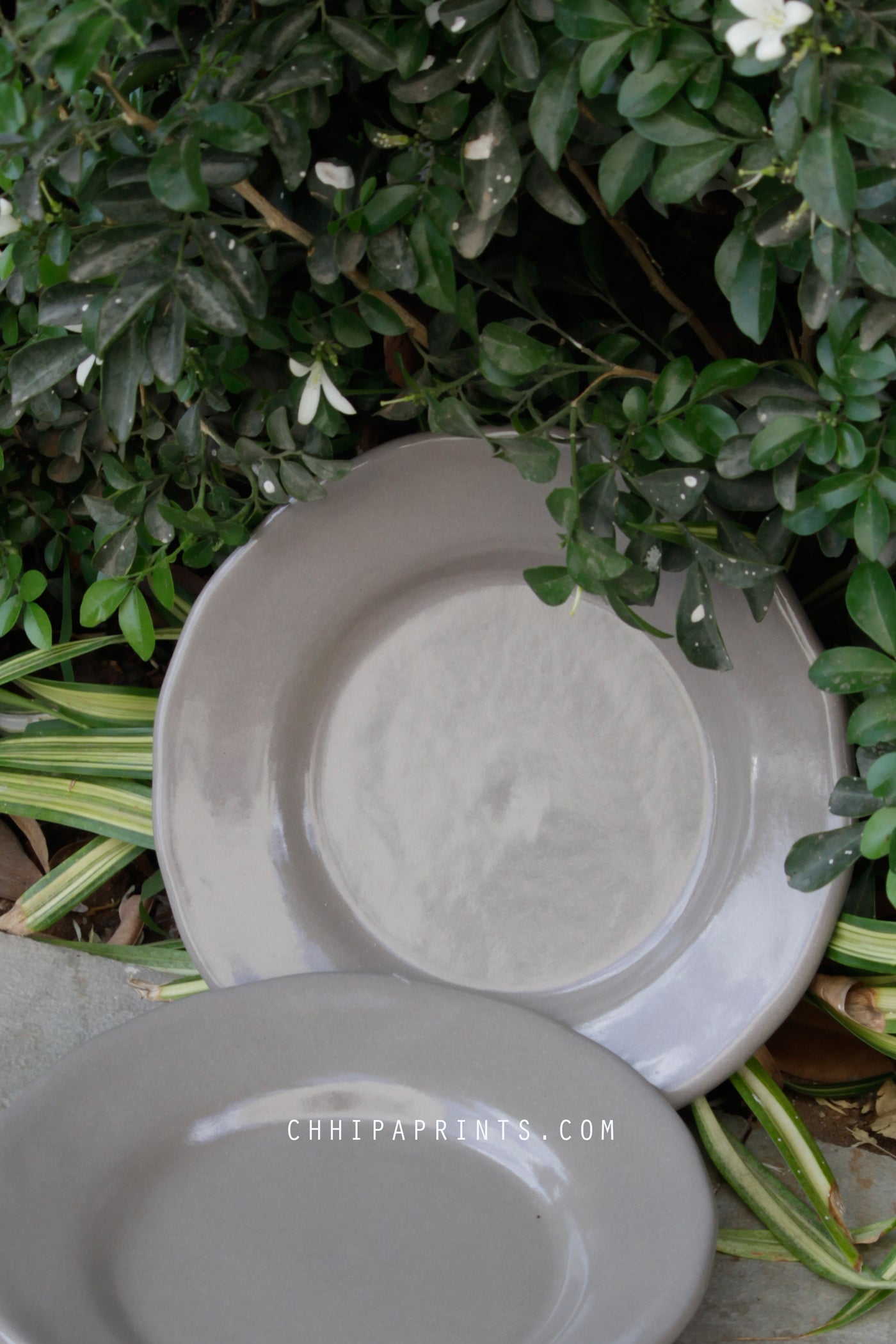 CERAMIC STONEWARE DESSERT PLATE IN CEMENT GREY