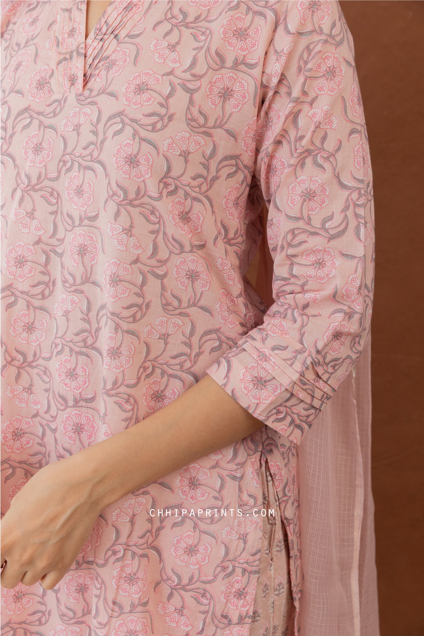 Cotton Mahin Gud Jaal Print Kurta Set in Soft Pink