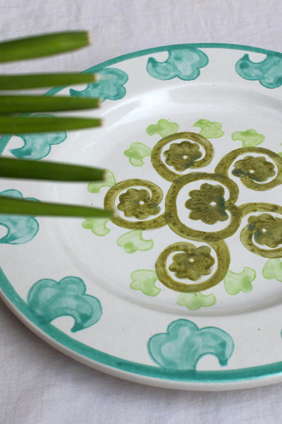 CERAMIC STONEWARE HAND PAINTED DINNER PLATE IN SHADES OF GREEN