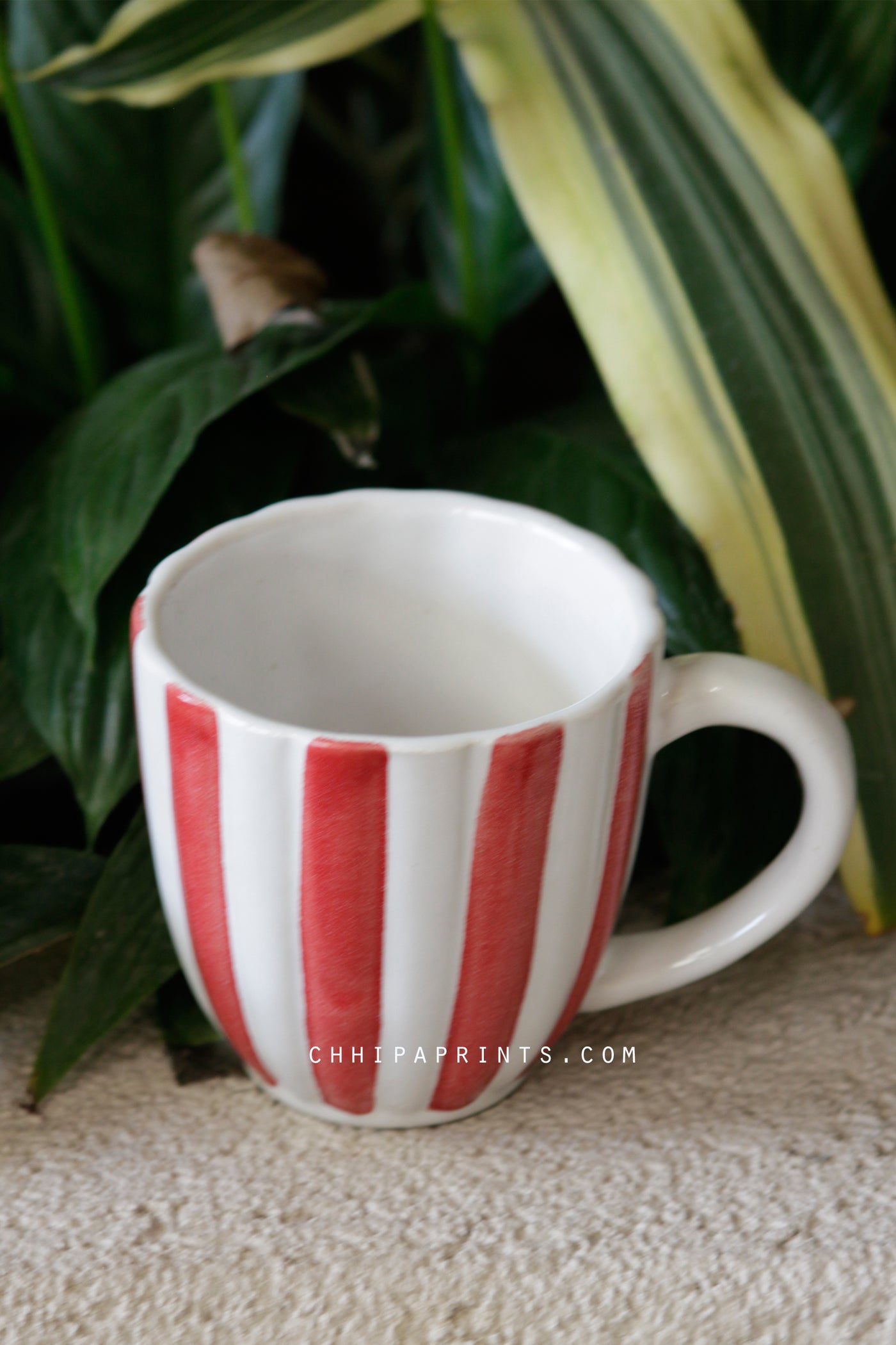 CERAMIC STONEWARE STRIPES COFFEE MUG IN RED