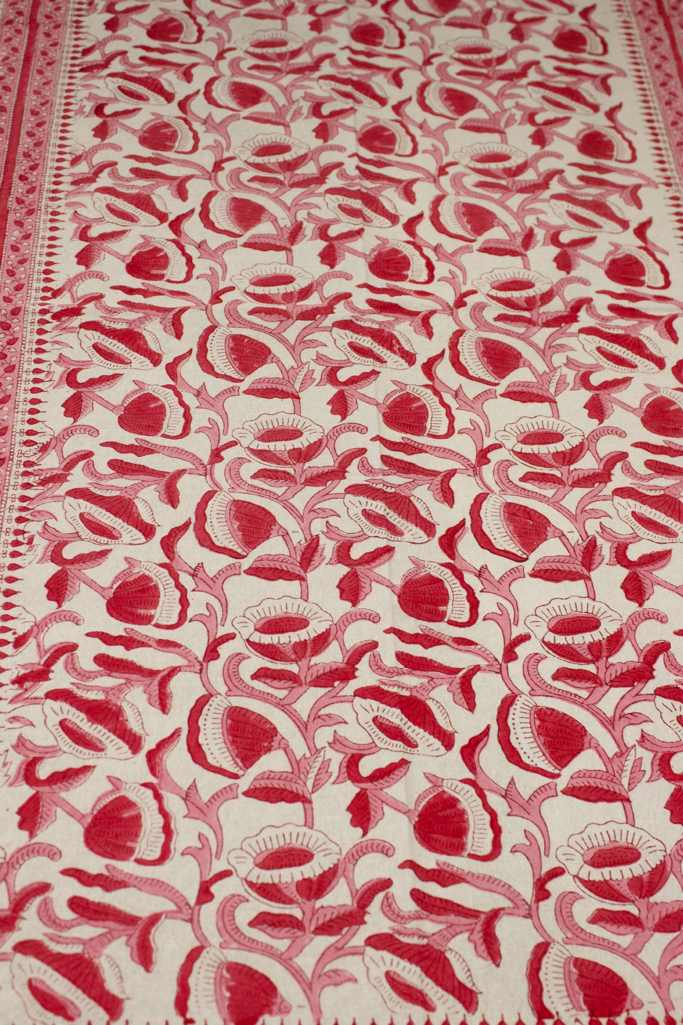 Rectangle Table Cover Paisely Print in Blossom Pink