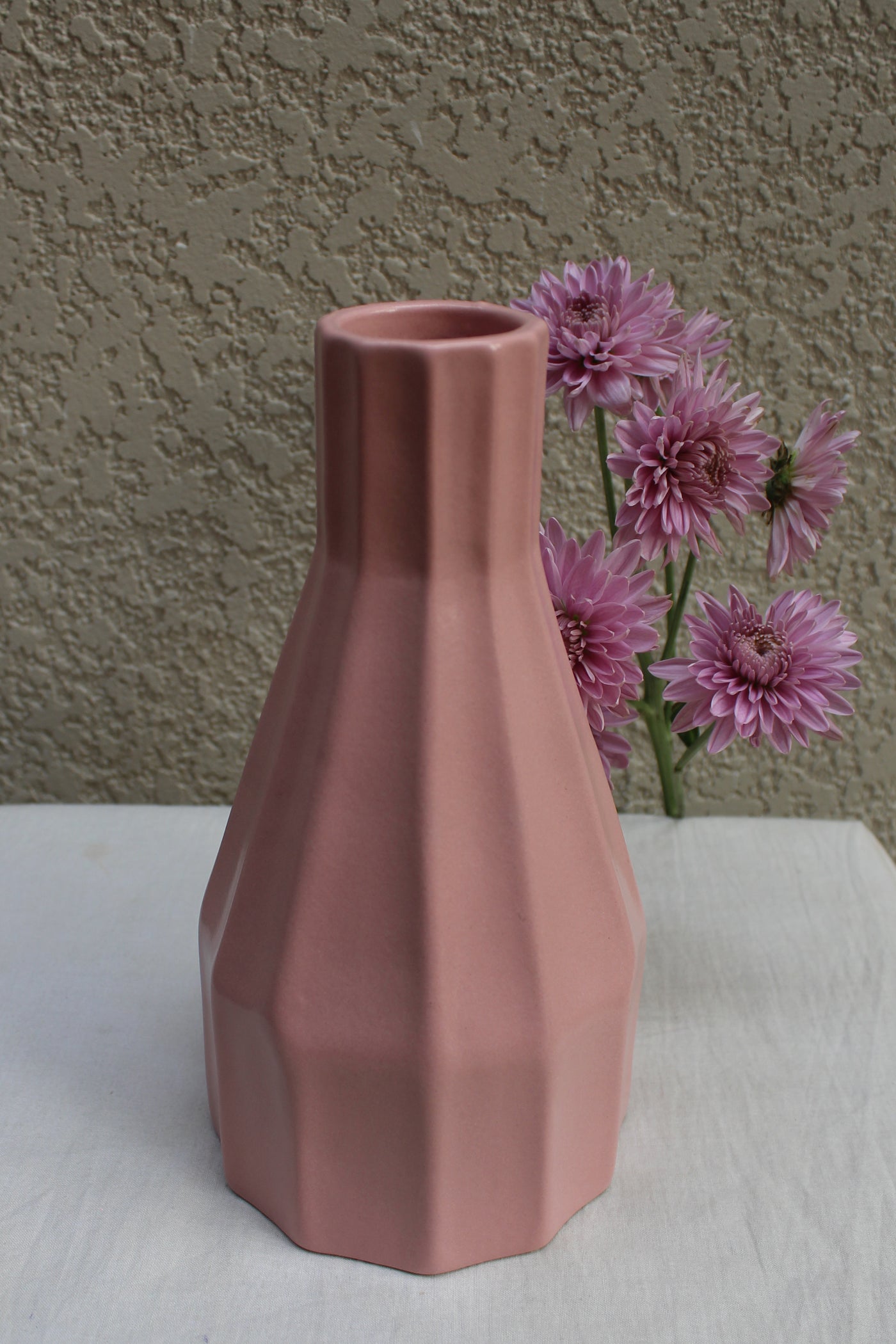 Ceramic Stoneware Flower Vase in pink