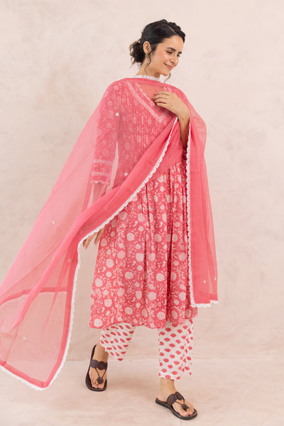 Cotton Block Print Floral Jaal Kurta Set in Rose Pink