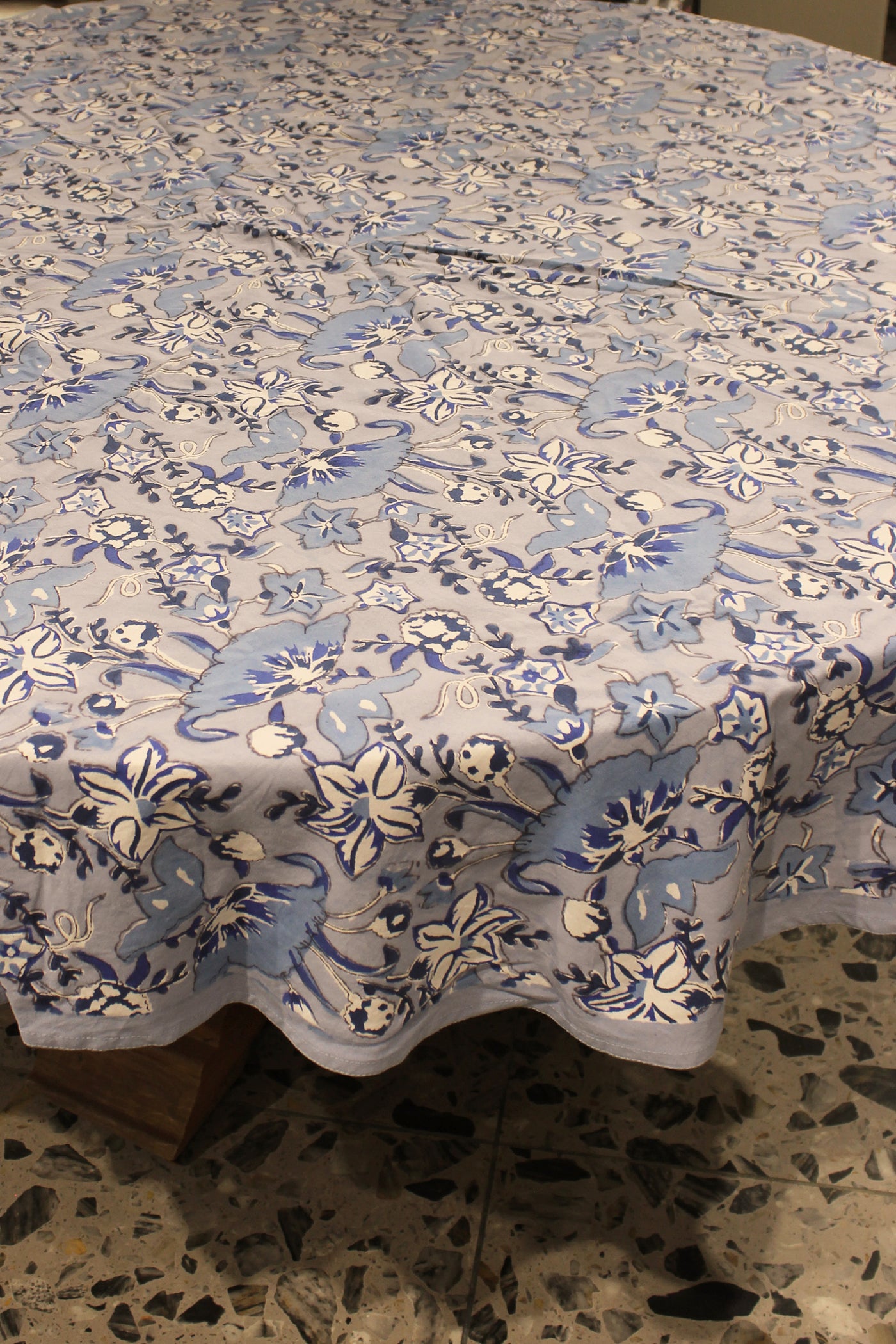 Round Table Cover Jaal Print in Shades of Blue