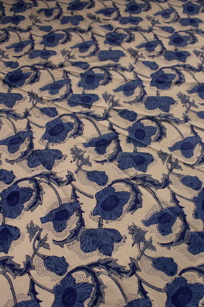 Round Table Cover Floral Jaal Print in White & Blue