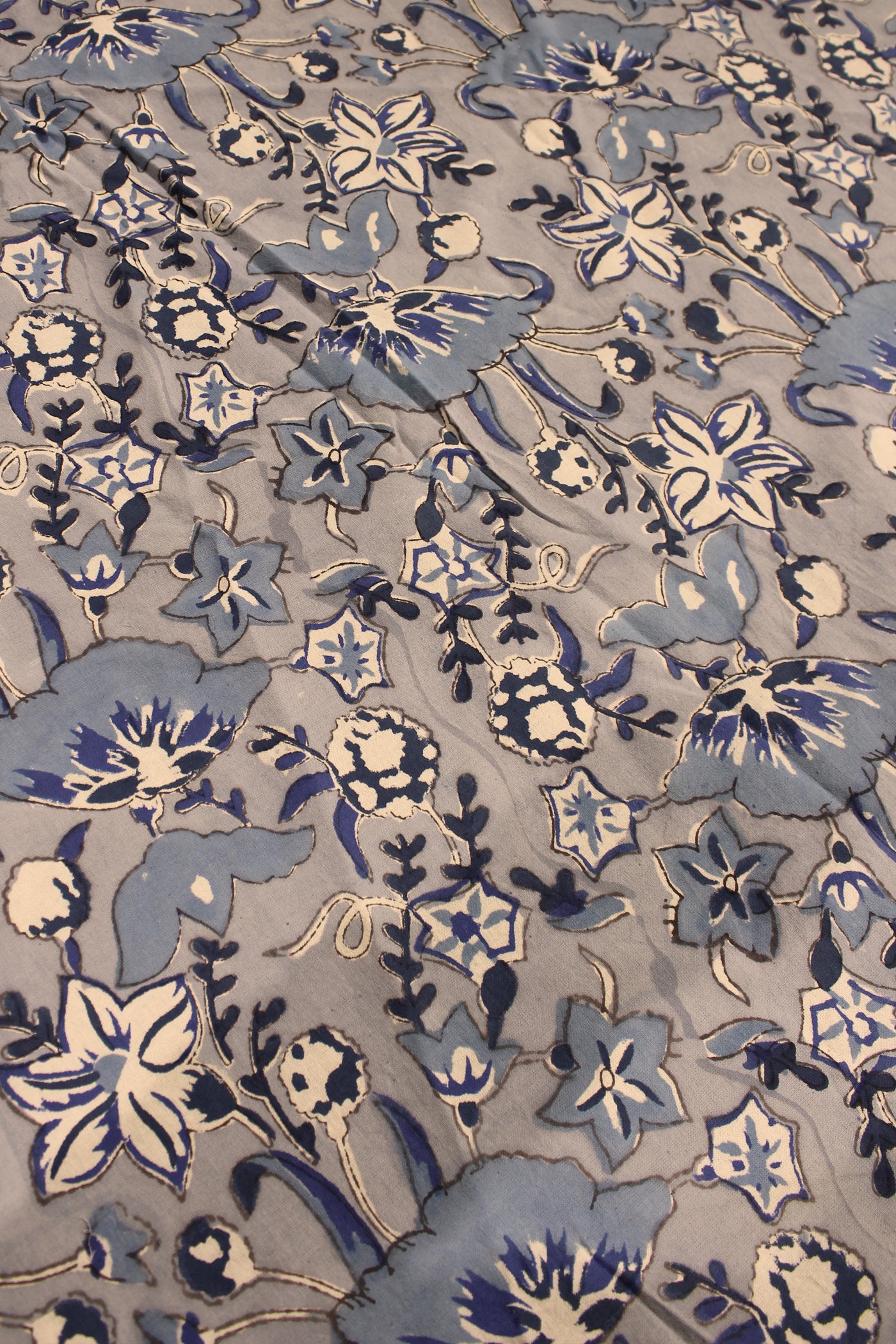 Round Table Cover Jaal Print in Shades of Blue