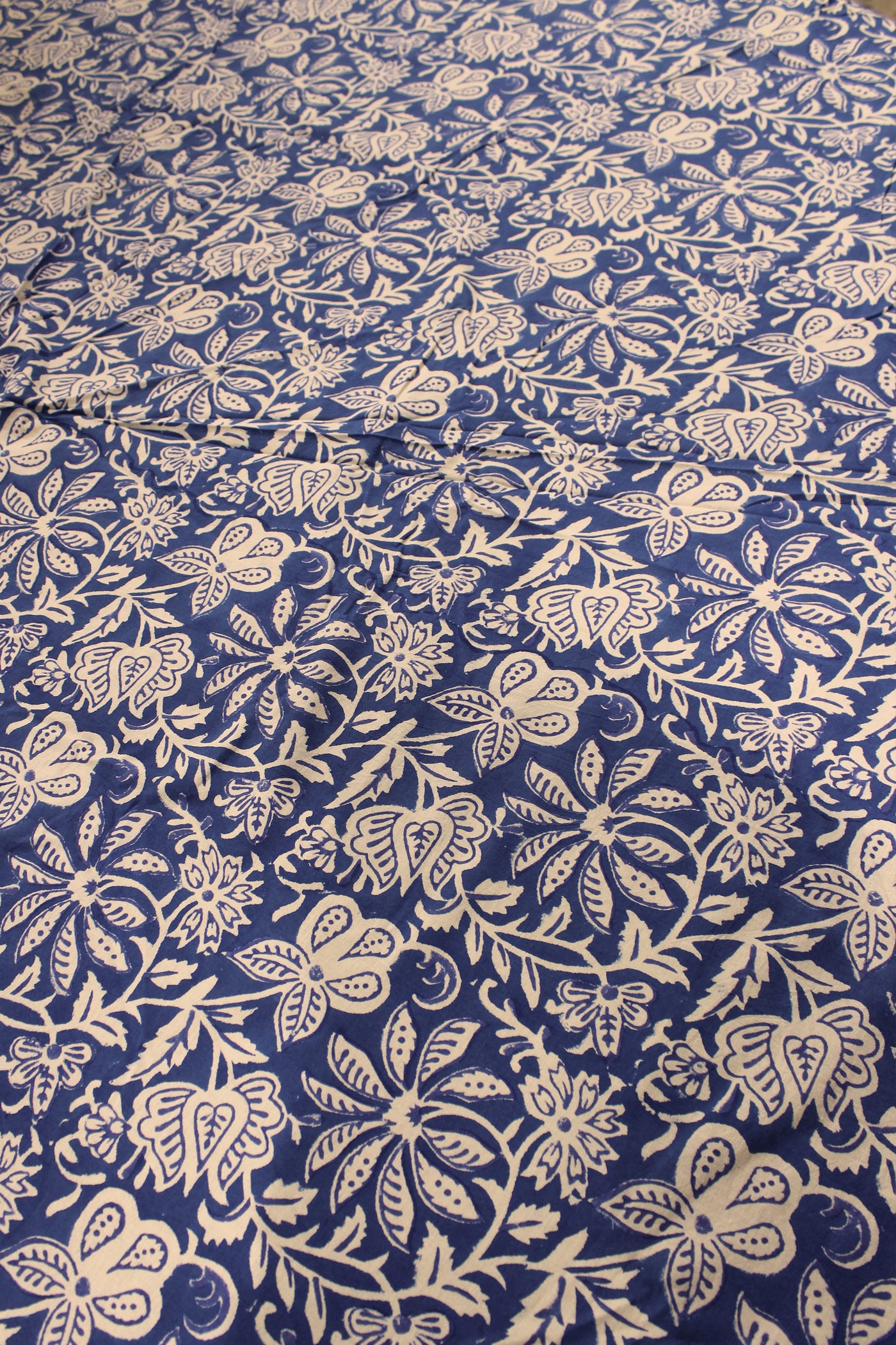 Round Table Cover Jaal Print in Blue