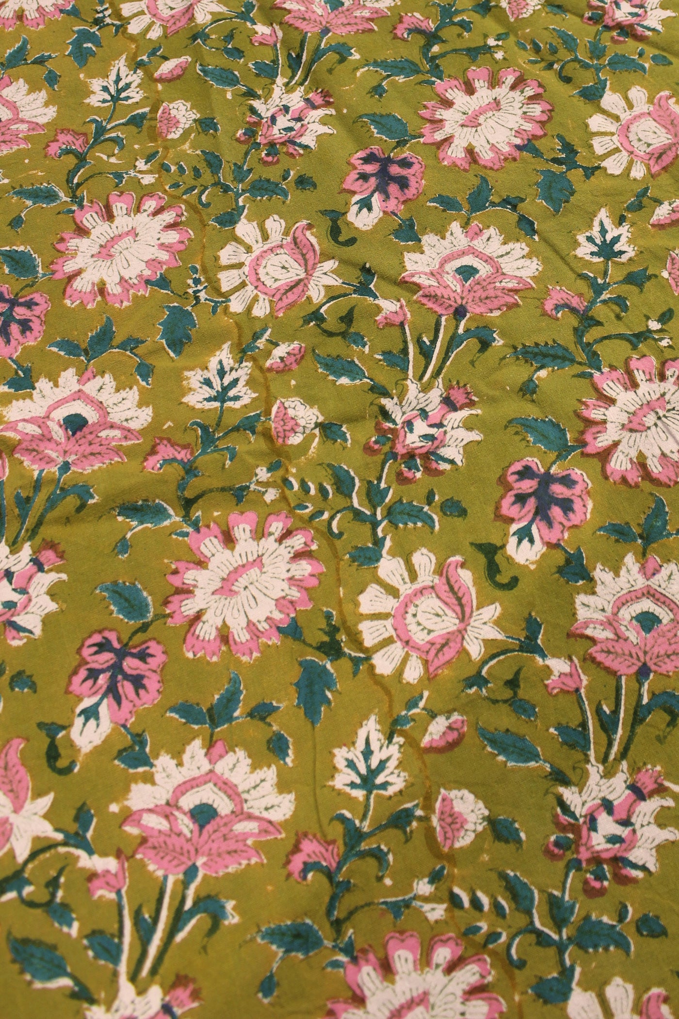 Round Table Cover Floral Jaal Print in Green