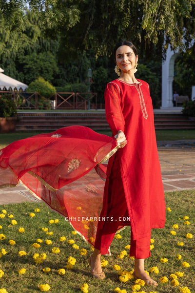 Chanderi Kota Checks Suit Set with Hand Embroidery in Goji Berry Red