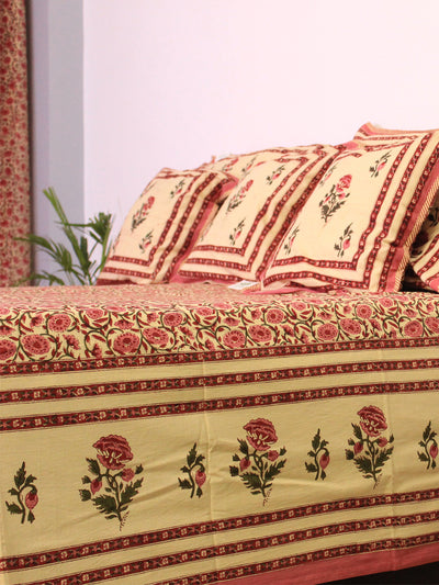 Bed Cover Floral Jaal Pink