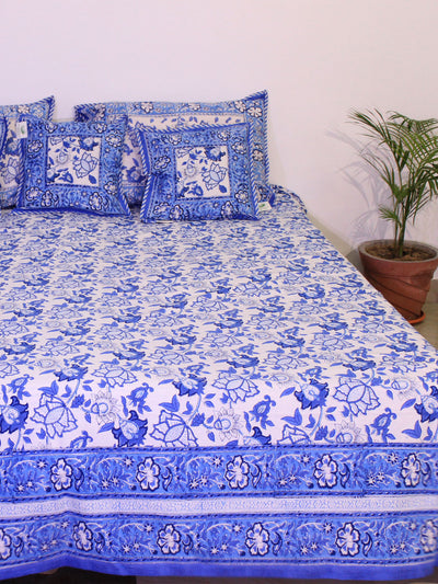 Bed Cover Blue Flower Print