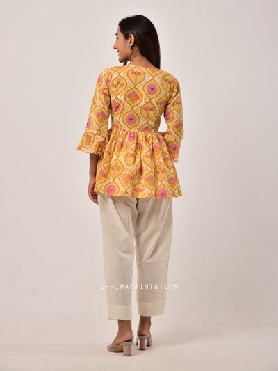 Cotton Dragonfly Print Gather Top in Yellow